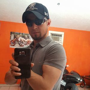 Meet your Posher, Raymund